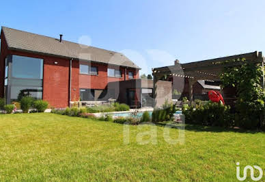 House with pool and terrace 2