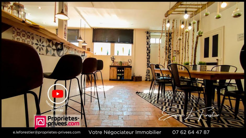 Vente maison 8 pièces 270 m² à Ombrée d'Anjou (49420), 378 000 €