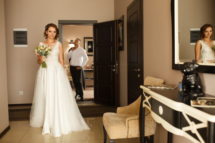ช่างภาพงานแต่งงาน Dmitriy Ignatesko (ignatesc0) ภาพเมื่อ 19 ตุลาคม 2019