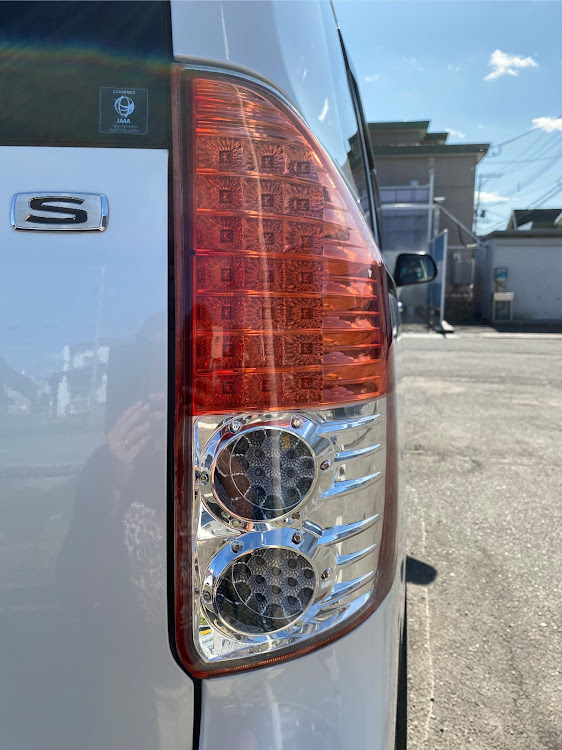 ノアの洗車・車高調整・エアロ・ホイール交換に関するカスタム事例の投稿画像7枚目