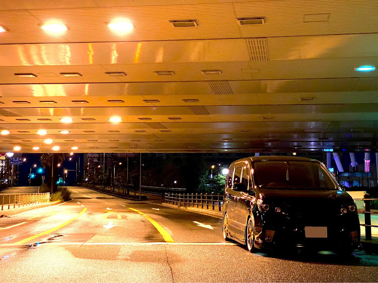 セレナのピックアップされない車・お盆休みの思い出・白浜旅行・USJ付近・今日から仕事に関するカスタム事例の投稿画像6枚目