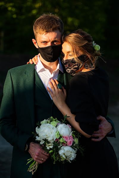 Wedding photographer Mikhail Zykov (22-19). Photo of 21 September 2020