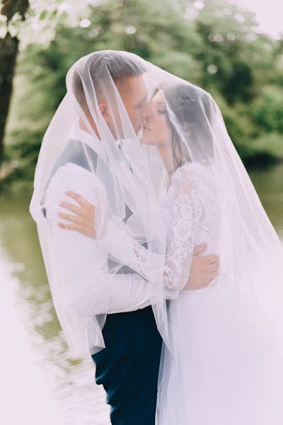 Wedding photographer Alena Pokivaylova (helenaphotograpy). Photo of 29 January 2020