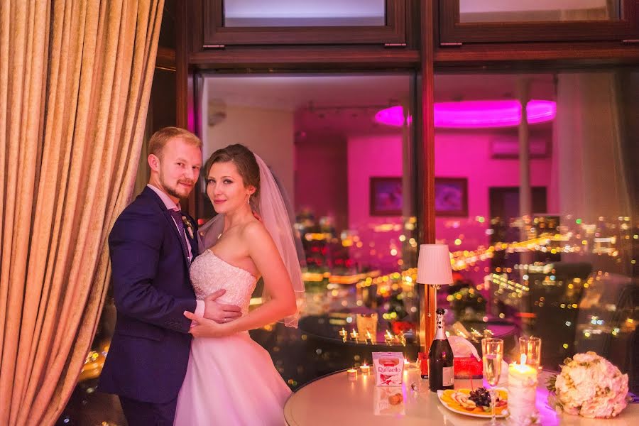 Wedding photographer Yana Yavorskaya (yanna1383). Photo of 30 December 2016