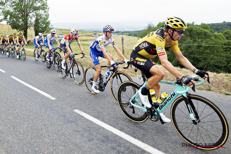 Roglic neemt leiding over van Van Aert en staart zich niet blind op Ineos-kopman: "We moeten hen allemaal verslaan"