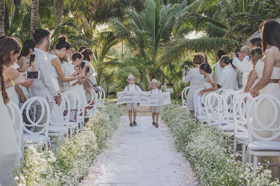 Fotografer pernikahan Pau Marchelli (paumarchelli). Foto tanggal 29 Mei 2019