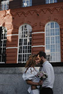 Fotógrafo de casamento Apollinariya Morozova (morozova). Foto de 10 de dezembro 2021