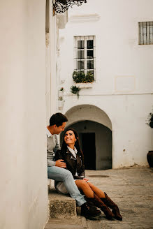 Wedding photographer Isabel Morera (thewildcouplewed). Photo of 21 February 2022