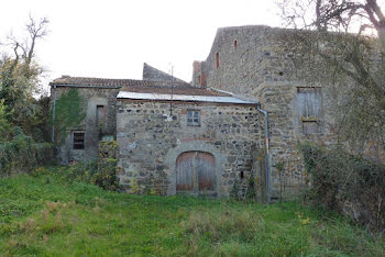 maison à Esteil (63)