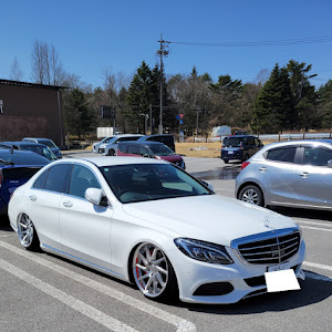 Cクラス セダン W205