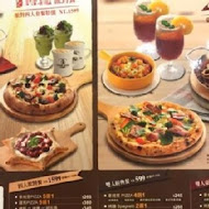 堤諾比薩  Tino's Pizza Cafe