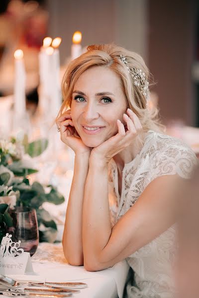 Bröllopsfotograf Elena Andreychuk (pani-helen). Foto av 31 augusti 2022