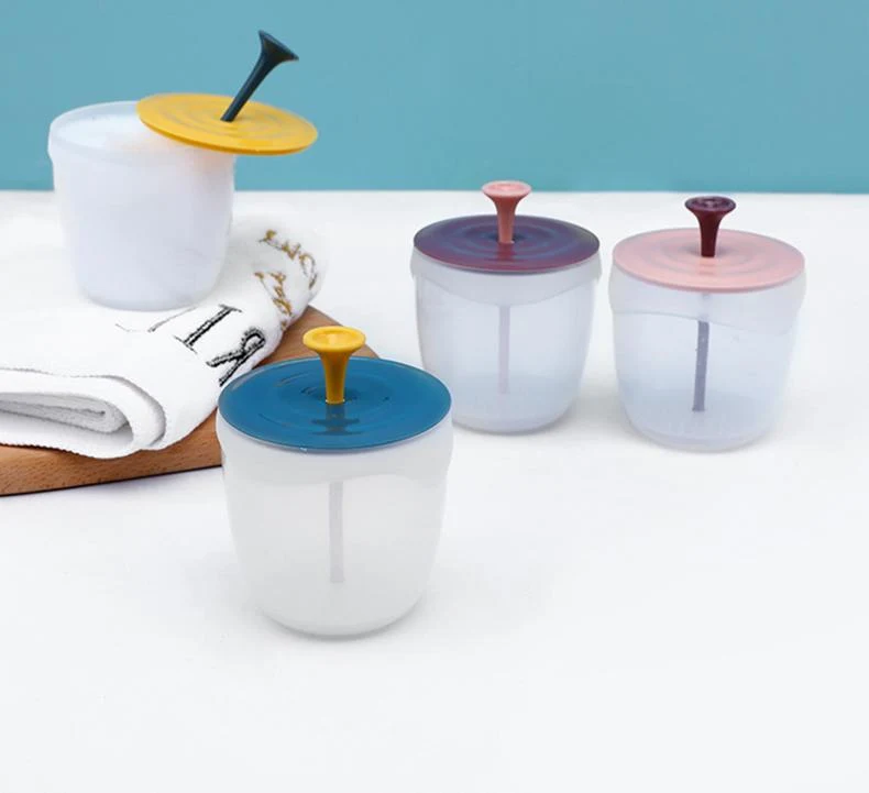 Mousseur nettoyant visage créatif Coupe moussante en plastique épais pour une mousse riche, un nettoyage doux et une peau revitalisée.