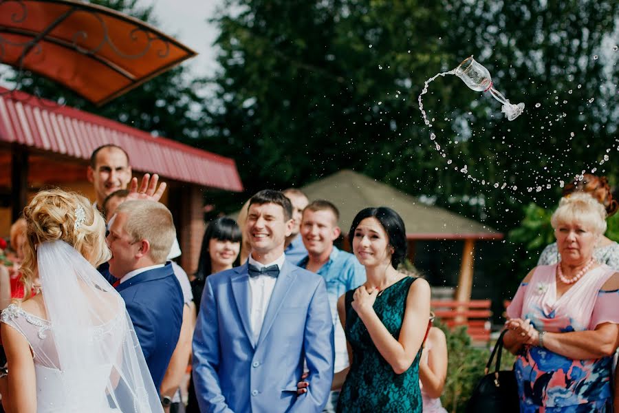 Fotógrafo de casamento Slava Naumov (slaviknaumov). Foto de 7 de março 2020