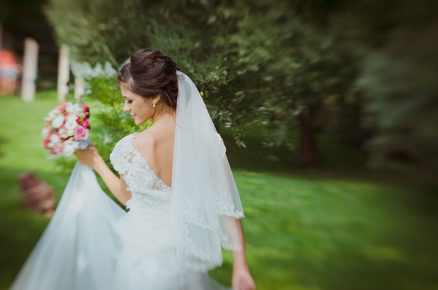 Fotógrafo de casamento Alena Zhilcova (alenazhiltsova). Foto de 15 de fevereiro 2018