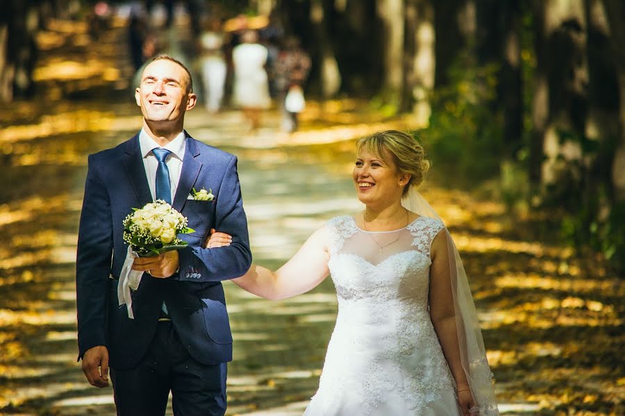 Fotógrafo de casamento Aleksandr Kalugin (kaluginph). Foto de 8 de janeiro 2017