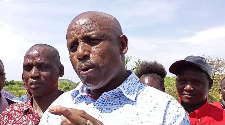 Baringo South MP Charles Kamuren addressing media in Marigat town on Saturday.