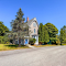 Item logo image for Beautiful house in the sunshine