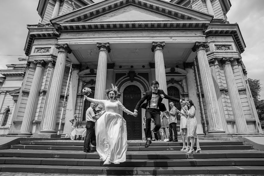 Fotógrafo de casamento Ivan Kalinichenko (ivanfozz). Foto de 28 de junho 2020