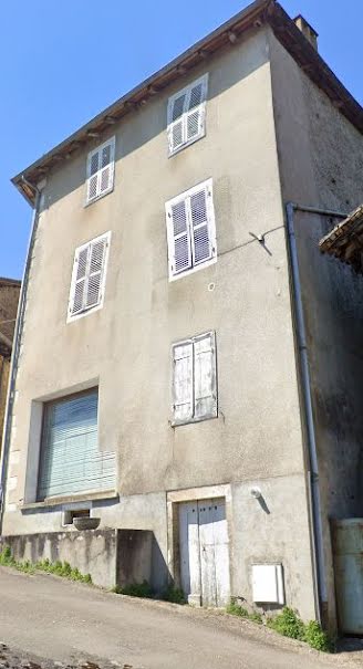 Vente maison 4 pièces 205 m² à Rochechouart (87600), 88 000 €