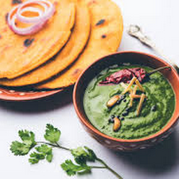 Makki Roti & Saag Plate Combo