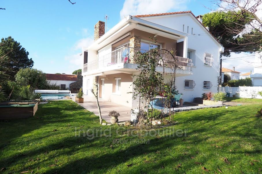 Vente villa 7 pièces 233 m² à Royan (17200), 1 649 000 €