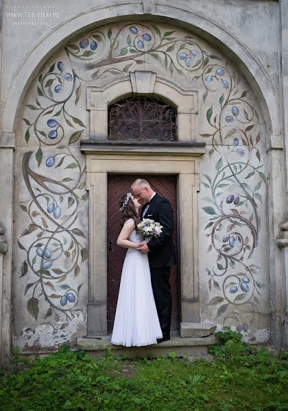 Wedding photographer Przemysław Miśniakiewicz (przemekmisniakie). Photo of 24 February 2020