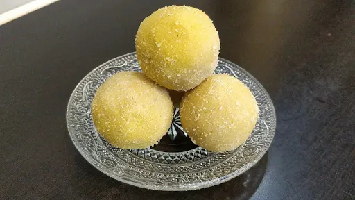 Besan Ke Laddoo [250 Gm]