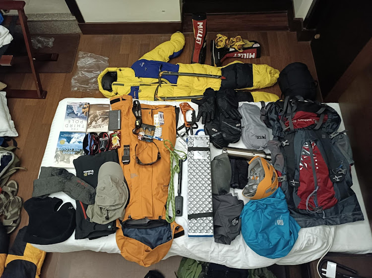 Some clothes that Cheruiyot will have to carry during his Mountain climbing session.