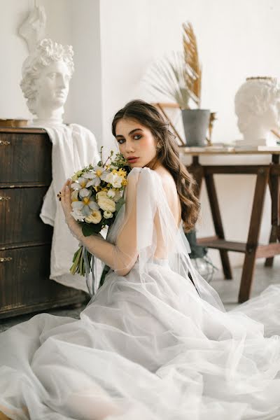 Wedding photographer Aleksandra Delovaya (nofunnybusiness). Photo of 14 April 2021