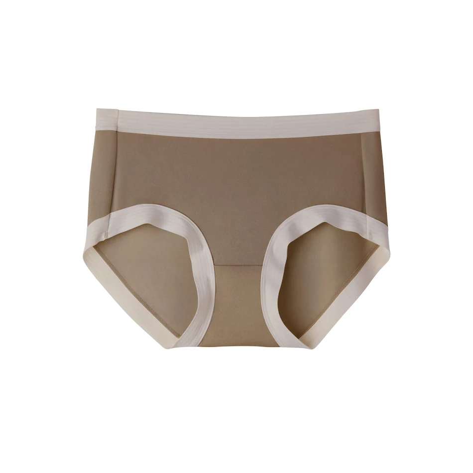 Culottes doux et confortables à taille mi-haute, idéals pour un usage quotidien. Profitez d'une sensation de légèreté et d'un ajustement parfait.