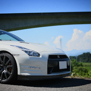 NISSAN GT-R R35