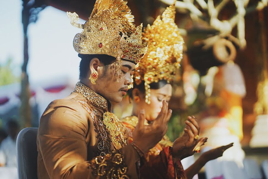 Fotografo di matrimoni Bayu Kurniawan (bayuku). Foto del 22 aprile 2019