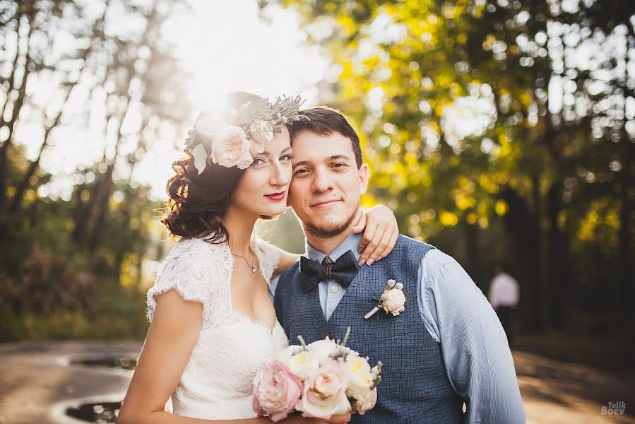 Fotógrafo de casamento Tolik Boev (tolikboev). Foto de 4 de setembro 2013