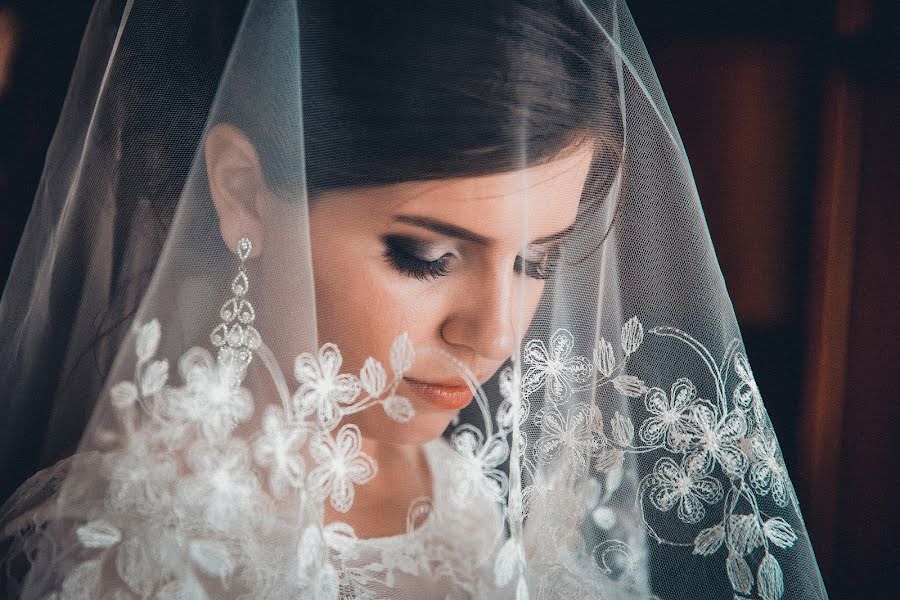 Wedding photographer Lyubov Ilyukhina (astinfinity). Photo of 17 August 2016