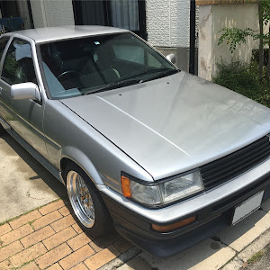 カローラレビン AE86