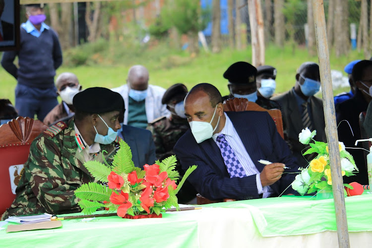 Central regional coordinator Wilfred Nyagangwa and Nyandarua Governor Francis Kimemia during the unveiling of Aberdare subcounty on Tuesday, September 1, 2020