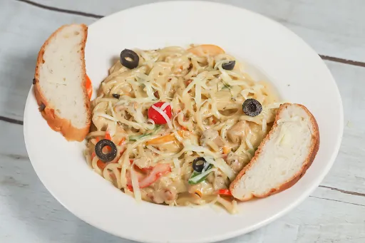 Hearty Chicken Spaghetti