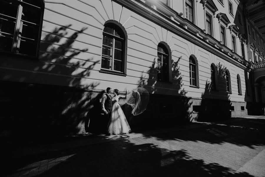 Fotógrafo de bodas Viktor Savelev (savelyev). Foto del 10 de septiembre 2020