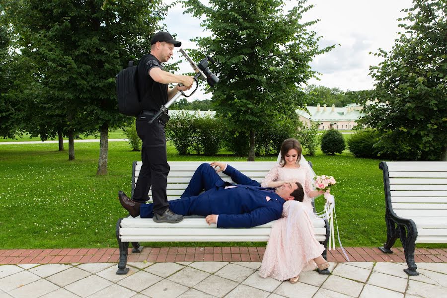 Wedding photographer Yana Ermakova (fottograff). Photo of 9 August 2017