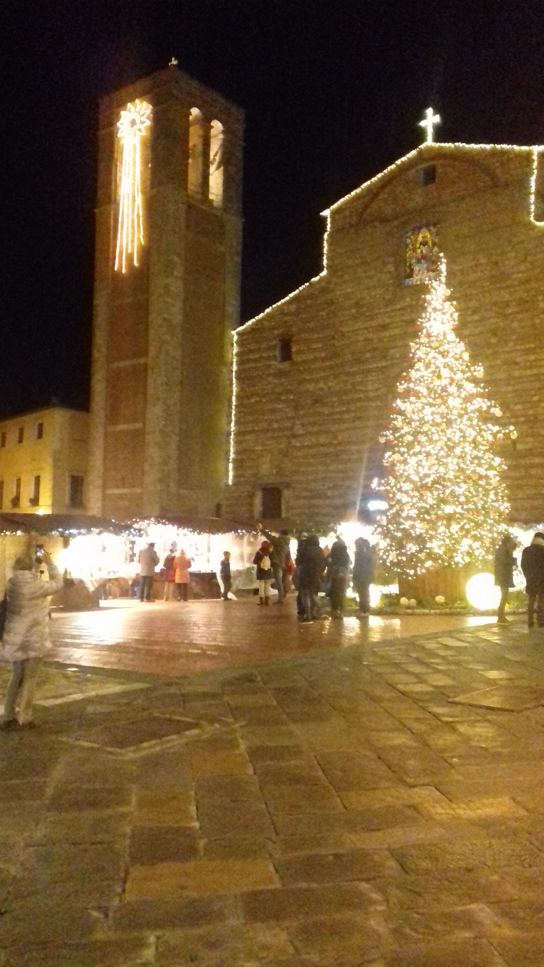 Natale illumina i Borghi di Dangelissimo