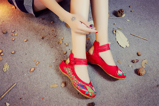 Title 10, Ethnic Style Embroidered Cloth Shoes Sandals La...