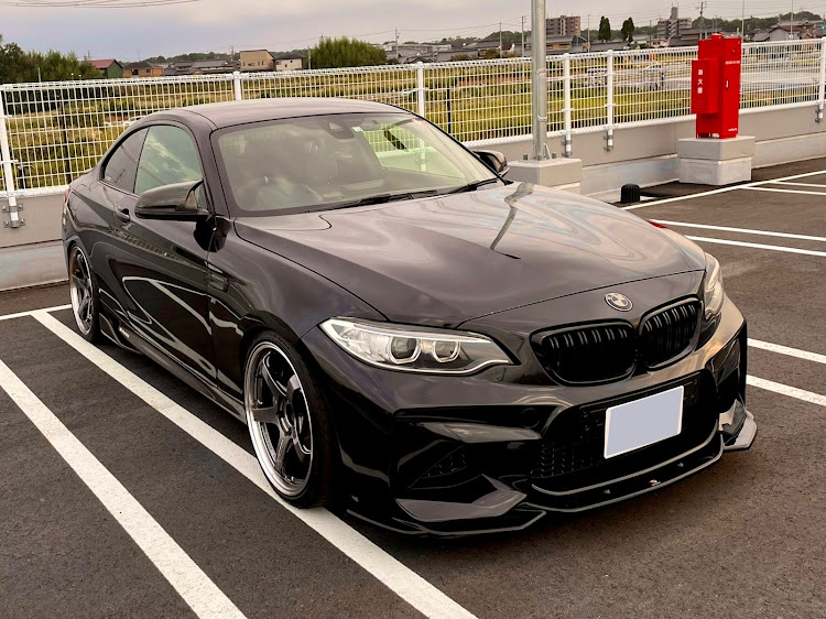 2シリーズ クーペのBMW・コストコ・リップスポイラー取付・ADVAN Racing GT BEYONDに関するカスタム事例の投稿画像3枚目