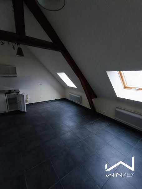 Vente appartement 1 pièce 18 m² à Bonnières-sur-Seine (78270), 76 000 €