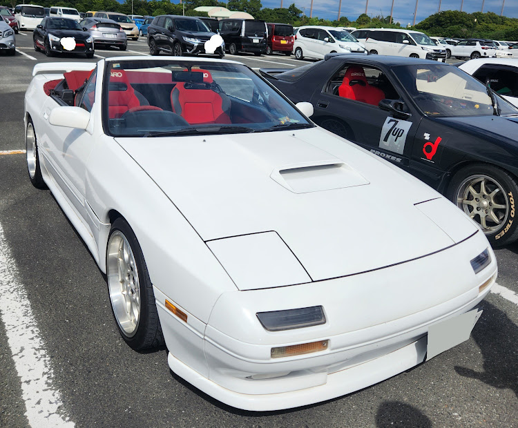 RX-7の★14・✨今日のはづき😸✨・スィーツ男子部(おじさん)・東西ロータリー交流会・色づく秋🍁wに関するカスタム事例の投稿画像23枚目