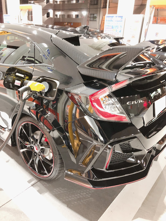 シビックタイプRのFK8・HONDA・無限MUGEN・ドライブ・ガソスタに関するカスタム事例の投稿画像1枚目