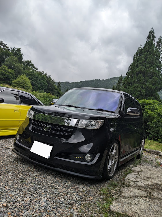 ゆーじ　(車好きの集まるお店　お休み処柊)さんが投稿した車好きの輪・お休み処柊・白川郷・車好きの集まるお店・bBに関するカスタム事例の投稿画像1枚目