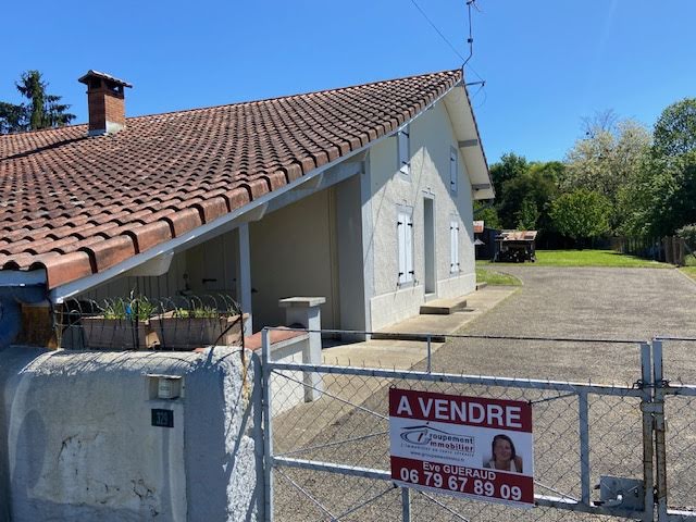 Vente maison 5 pièces 156 m² à Vicq-d'Auribat (40380), 250 000 €