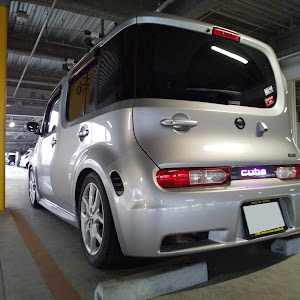 キューブ Z12
