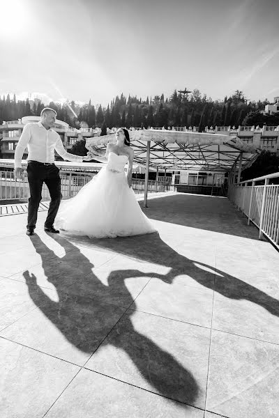 結婚式の写真家Dmitriy Luckov (dimlu)。2016 8月5日の写真